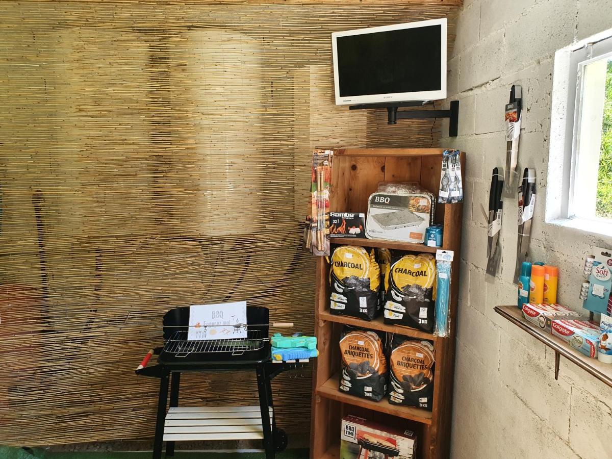 Moulin Du Pommier Glamping & Camping Saulgond 外观 照片