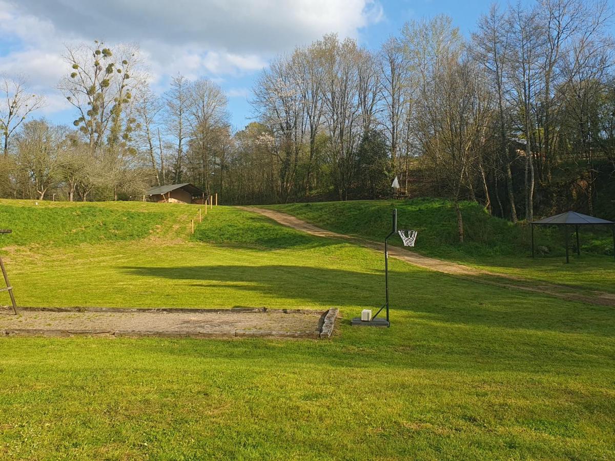 Moulin Du Pommier Glamping & Camping Saulgond 外观 照片