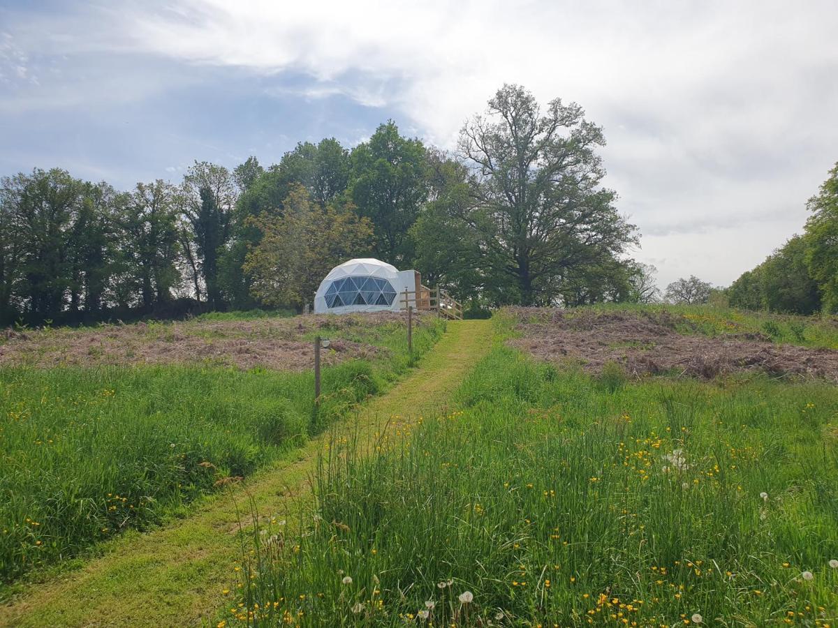 Moulin Du Pommier Glamping & Camping Saulgond 外观 照片
