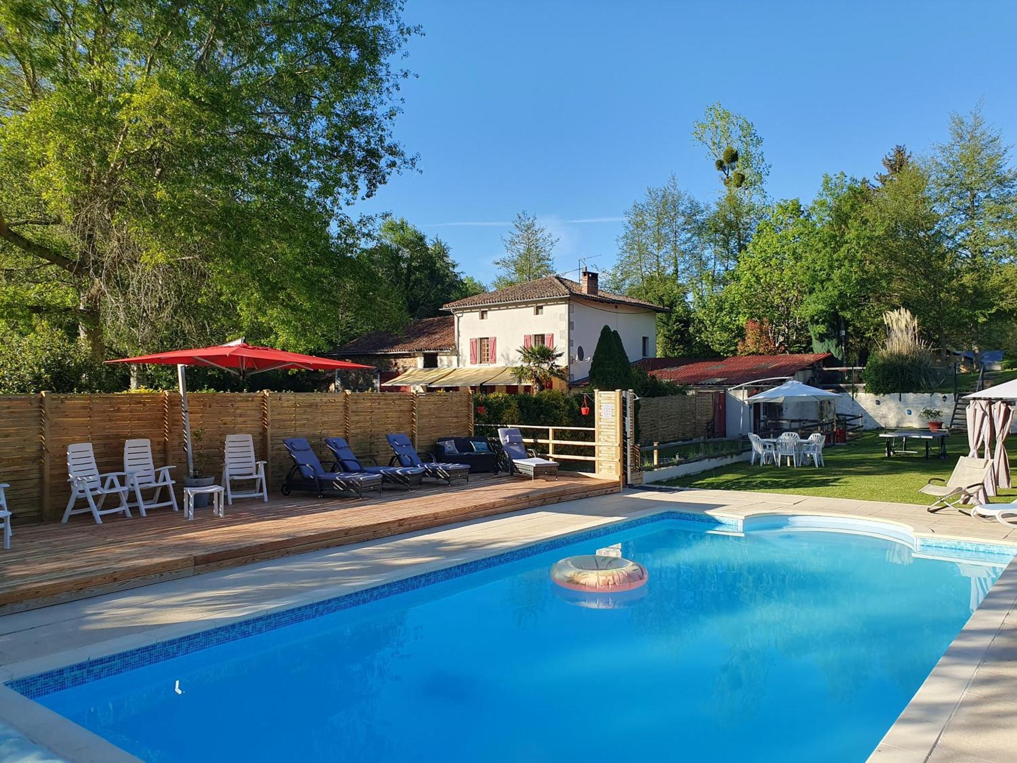 Moulin Du Pommier Glamping & Camping Saulgond 外观 照片